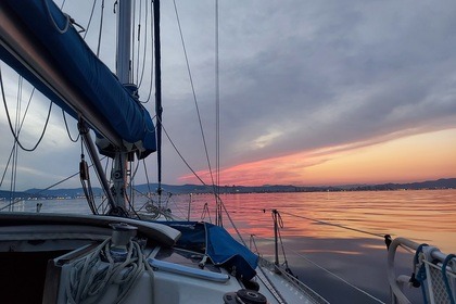 Discover Why Sailing with Us in Barcelona is the Best Choice