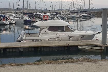 Hire Motorboat 9Jeanneau Mery fisher 925 Portbail