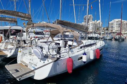 Location Voilier Jeanneau Sun Odyssey 440 - 4 cab. Sant Antoni de Portmany