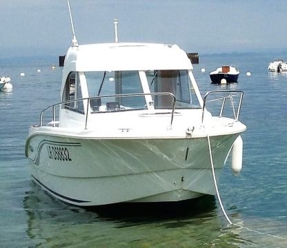 Location Bateau à moteur Beneteau Antares 650 Camaret-sur-Mer
