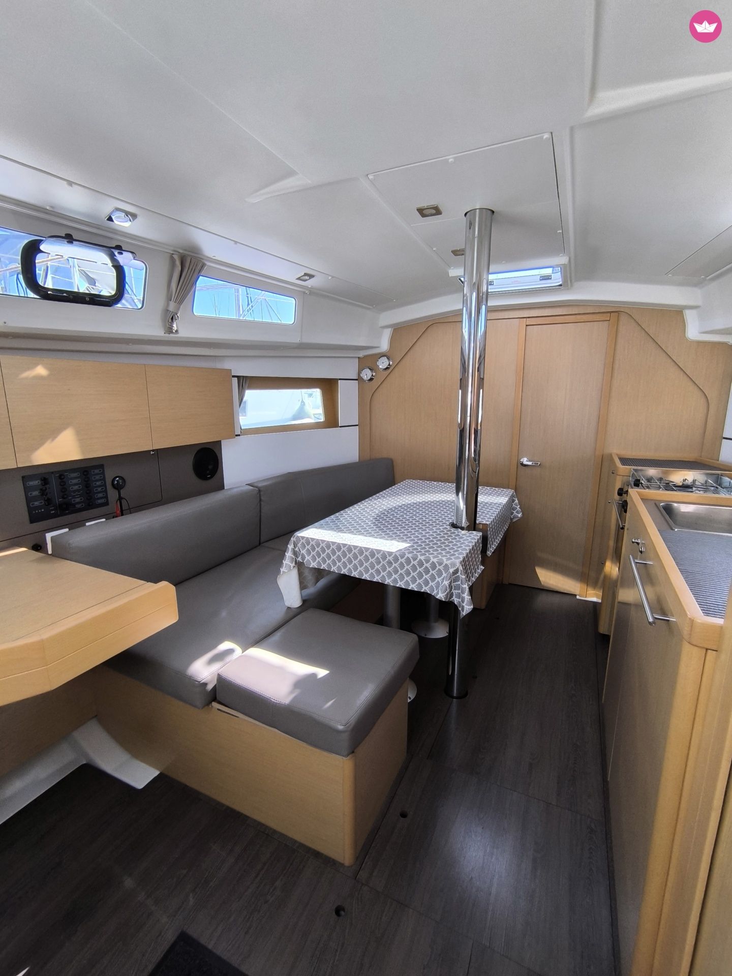 Voilier BENETEAU OCEANIS 35 10.45m 3