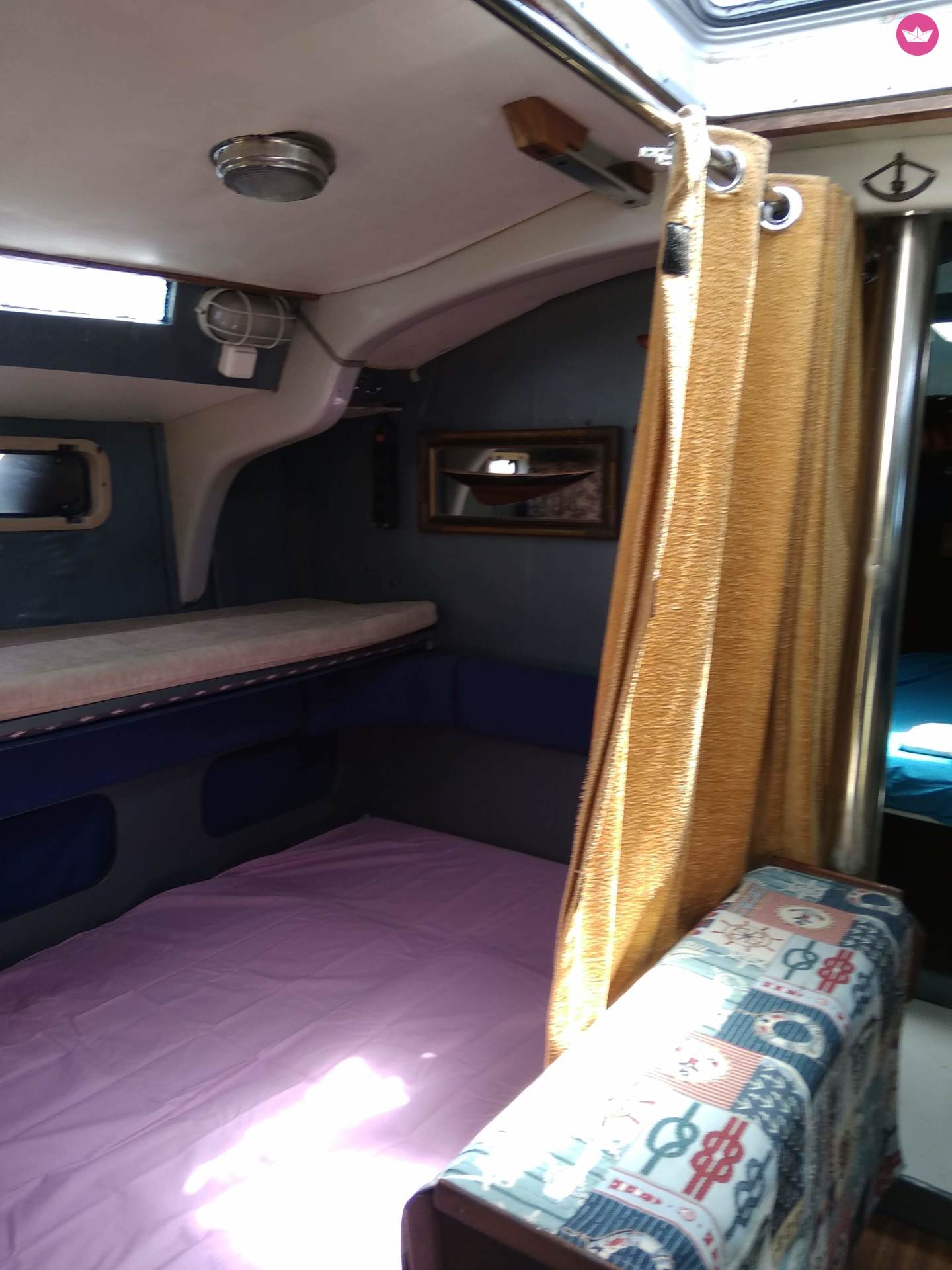 Charter sailboat in Athens  