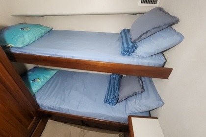 Full Day Taboga Island and Fishing Onboard a Private Yacht