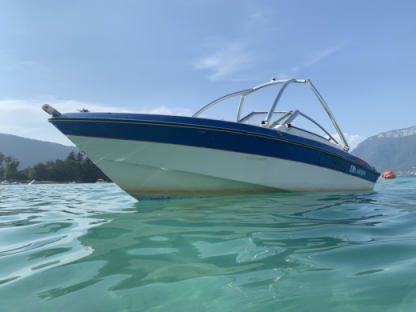 Location Bateau à moteur Larson Escape Annecy