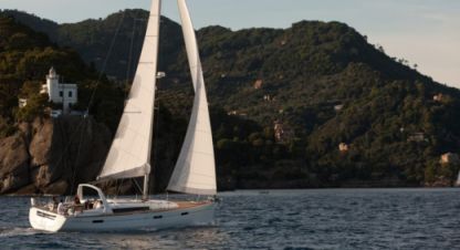 Charter Sailboat Beneteau Oceanis 45 Furnari