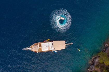 Luxury 35 Meter Gulet Charter in the Aegean