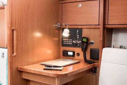 Alquiler Velero Bavaria Yachtbau Bavaria Cruiser 34 Isla de Elba