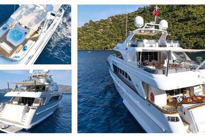 Luxury Benetti .Ready to Host You