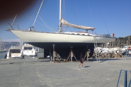 Cotre bermudien SANGERMANI , 17 mètres , 4 cabines doubles, palmarès en régates classiques