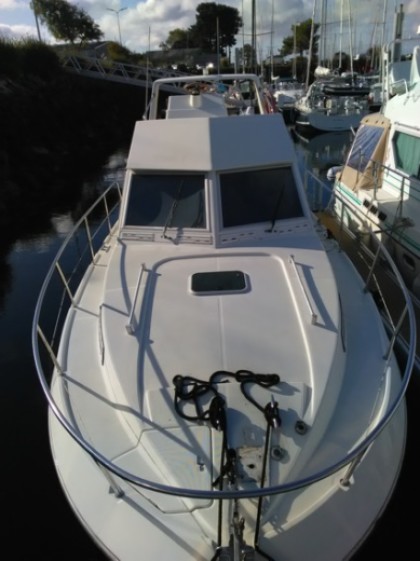 Charter Motorboat Beneteau Antares 920 La Forêt-Fouesnant