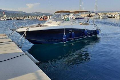 Noleggio Barca a motore Jeanneau CAP CAMARAT 8.5 WA Hyères