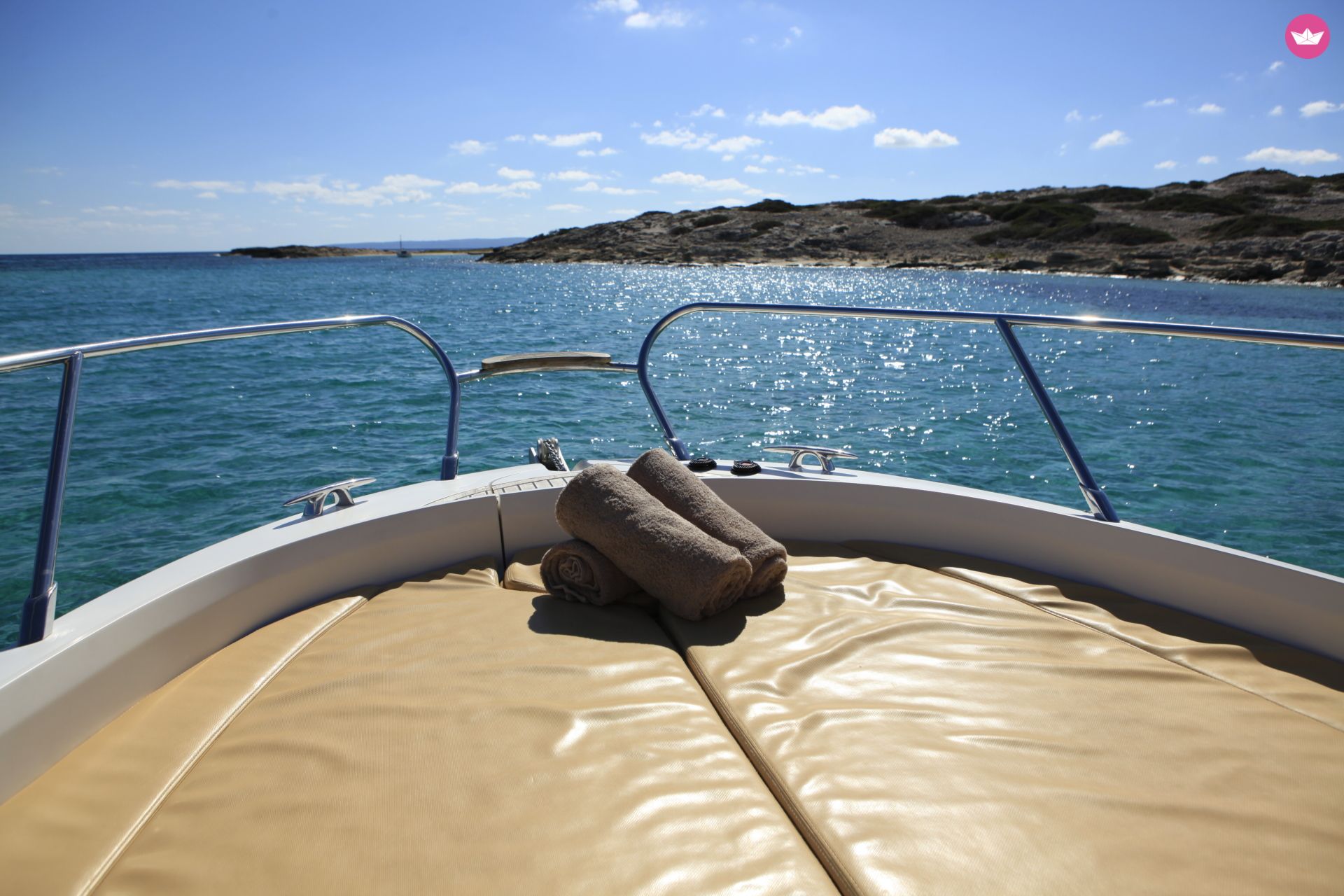 Charter motorboat in Ibiza  