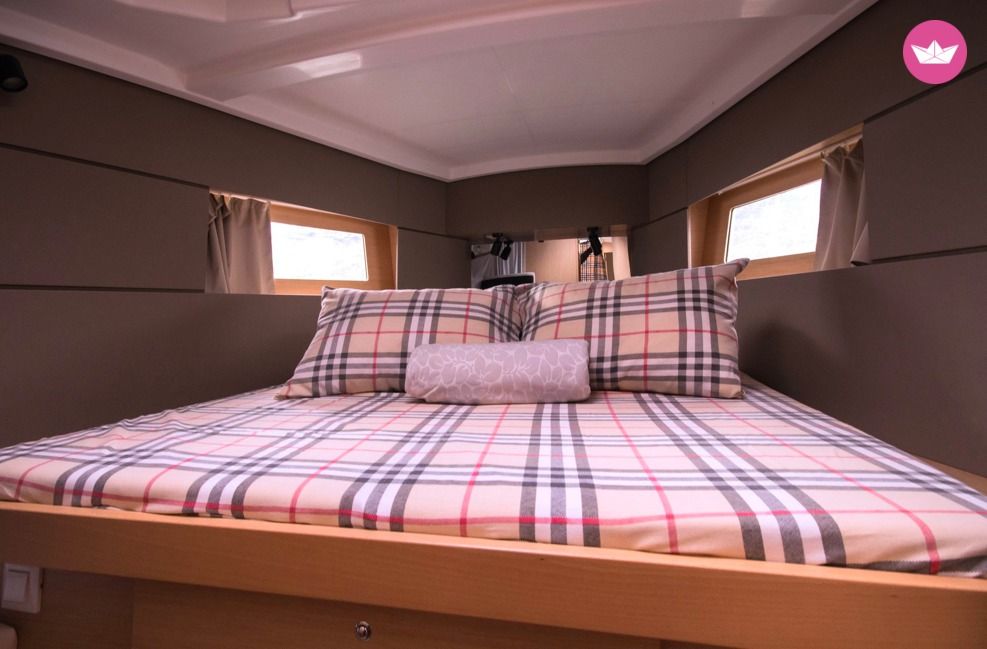 Charter sailboat in Kotor  