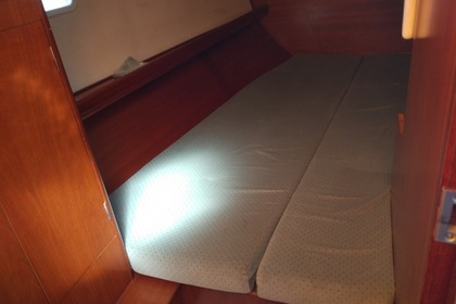 Fantástico velero Beneteau Oceanis de 33 pies en Gijón