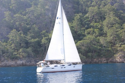 Charter Sailboat BAVARIA 45 CRUISER Fethiye