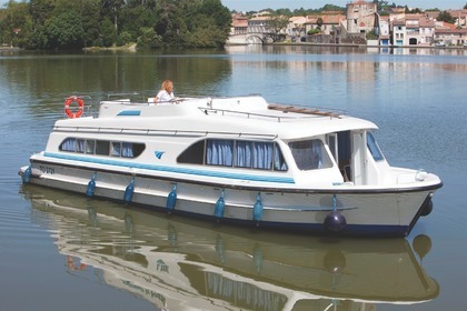 Hire Houseboat Porter & Haylett Salsa Castelnaudary