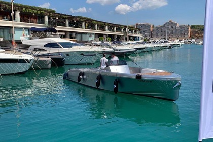 Hyra båt Motorbåt Frauscher 1017 Lido Calvià