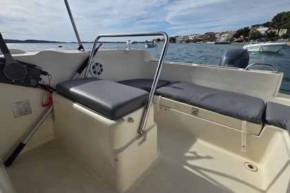 Rental Motorboat Fisher 5.30 Brodarica