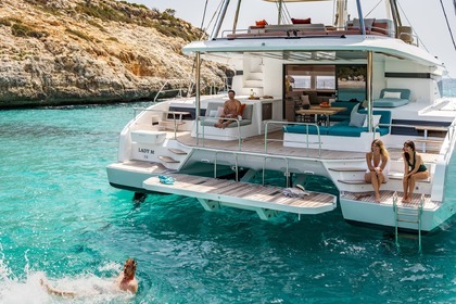Hire Catamaran  Lagoon 55 Kaštel Gomilica