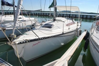Charter Sailboat Yatching Jouet 26 Nonsard-Lamarche