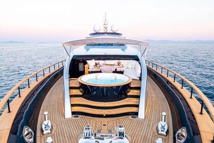 SUPER YACHT HN 38