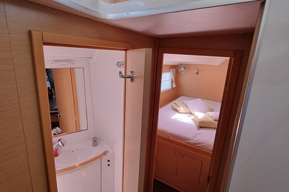 Lagoon 380 - 4 + 2 cab. - Xenia - 2013.