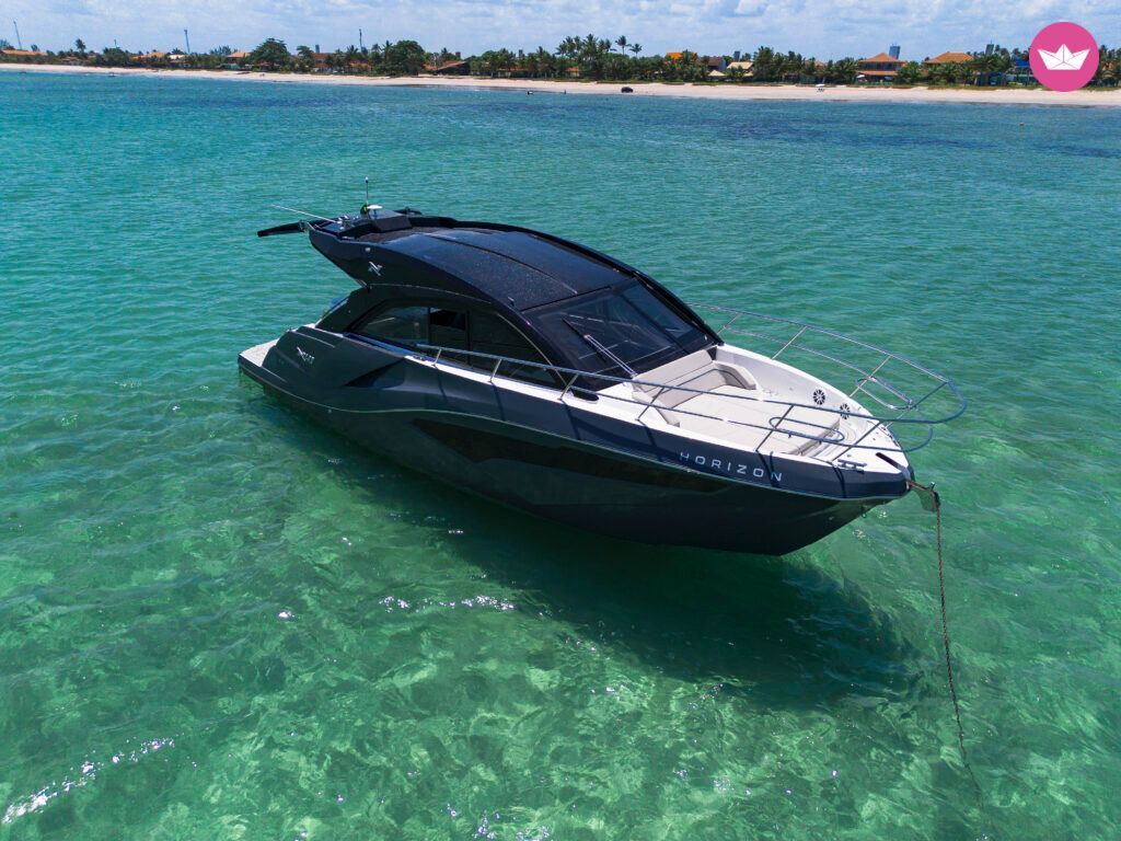 Bateau à moteur NX boats 400 horizon 640cv 2