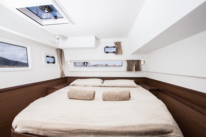 Noleggio Catamarano Lagoon 42 Capo d'Orlando