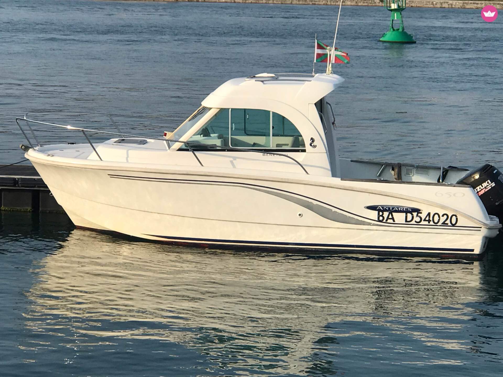 Bateau à moteur Beneteau Antares 650 115cv 2