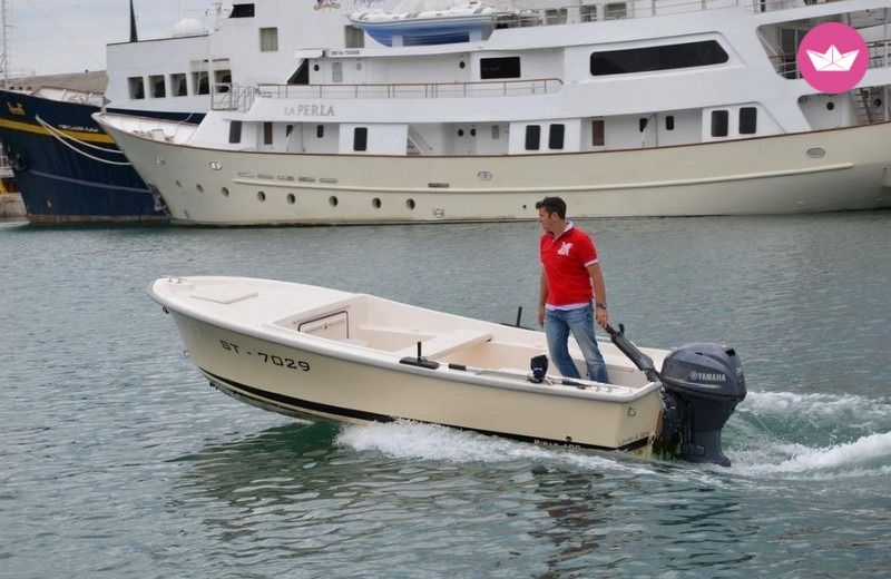 Motorboat Cro Ribar 484 for hire