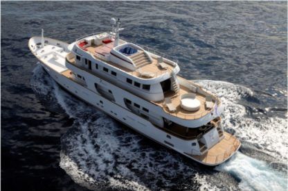 Charter Motorboat Terranova 115 Explorer Naples