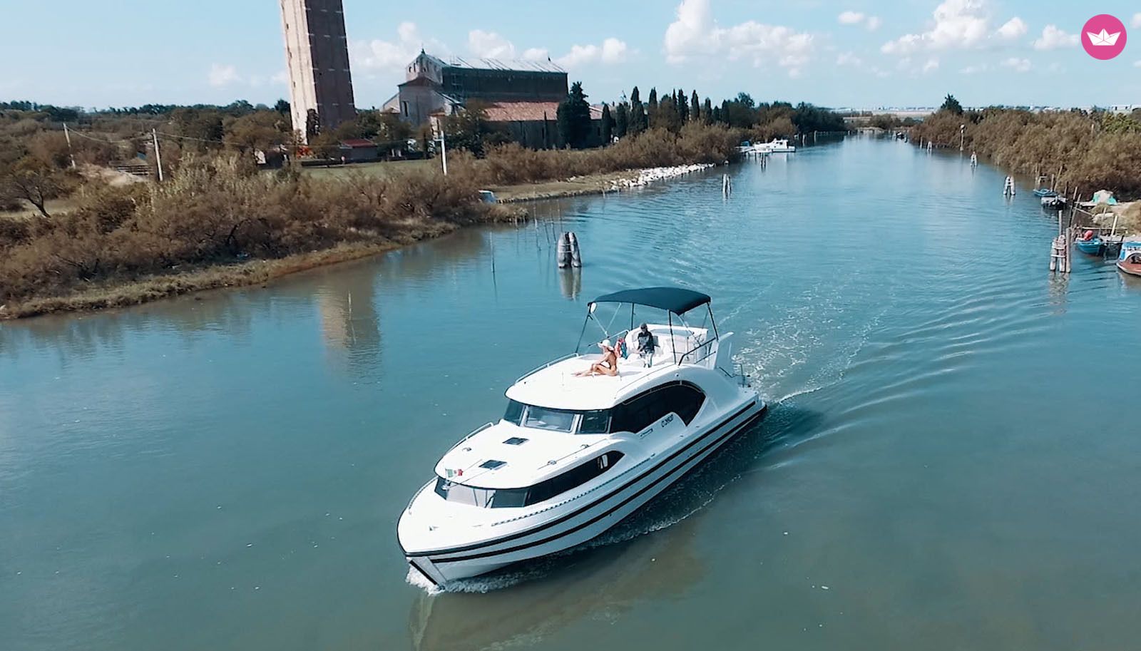 Péniche Houseboat Minuetto 8 40cv