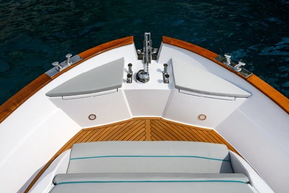 Location Yacht à moteur Apreamare GOZZO 35 Antibes