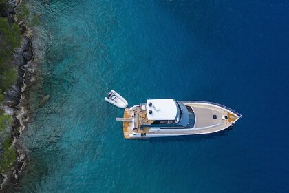 Aluguel Iate a motor Custom Made Golden blue Fethiye