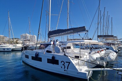 Charter Catamaran  AVENTURA 37 Sant Antoni de Portmany