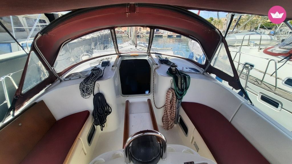 Чартер Beneteau Oceanis 411
