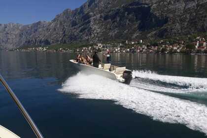 Rental Motorboat Invictus 190 FX Kotor