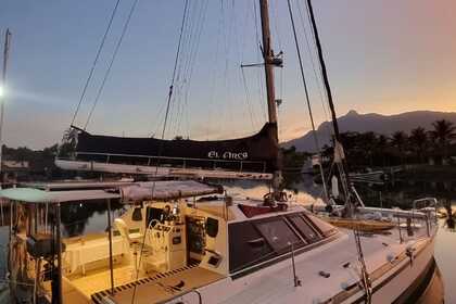 Hire Catamaran Kurt Hugues Hugues 43 Angra dos Reis