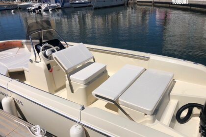 Miete Motorboot INVICTUS FX 190 Saint-Raphaël