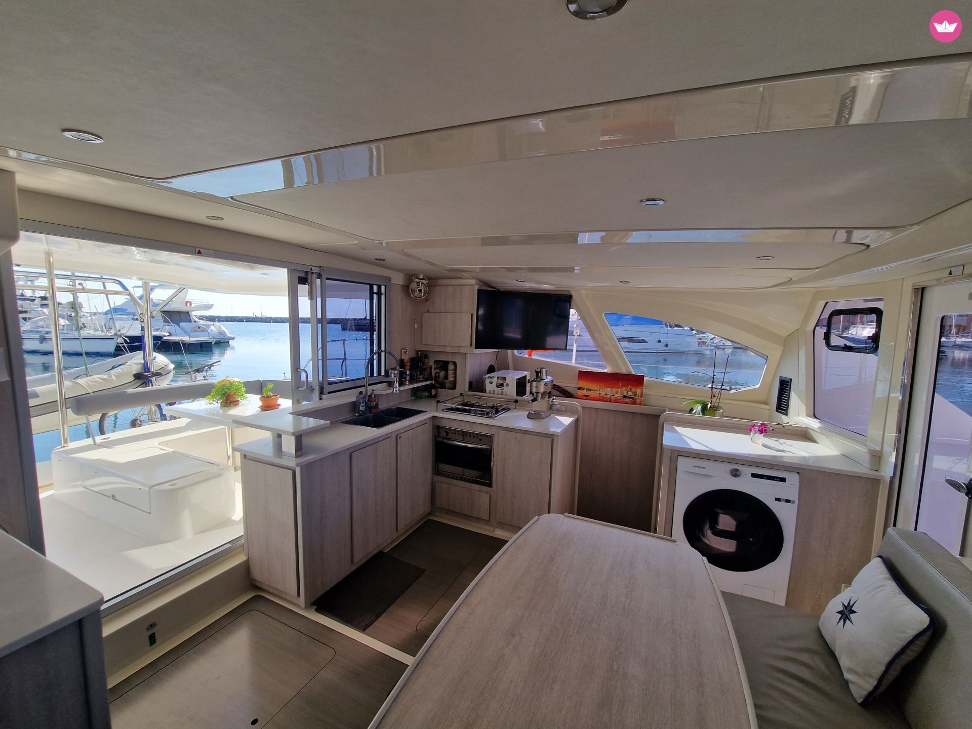 Catamaran Robertson and Caine Léopard 44 13m 6