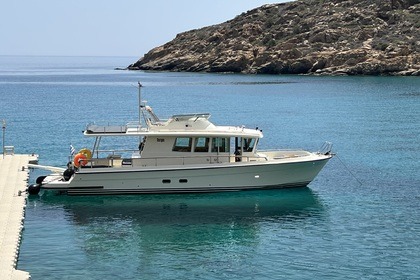 Location Yacht à moteur Targa 44 Santorin