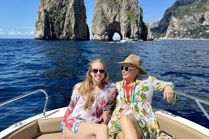 All Inclusive Capri Boat Tour from Positano