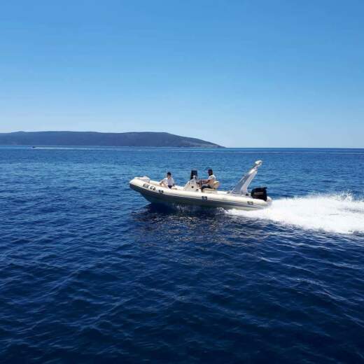 rent-topline-650-rib-2017-in-cres-click-boat