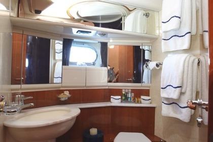 Ferretti 80
