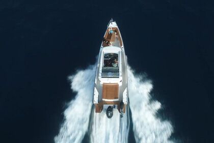 Charter Motorboat Axopar 28 Santorini