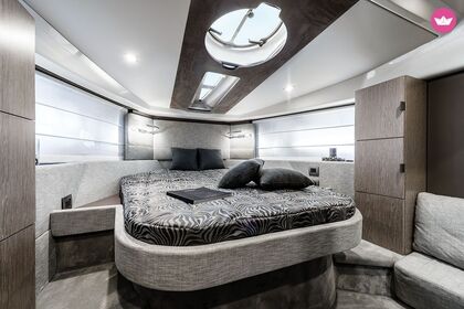 YACHT CRANCHI M 44 HT