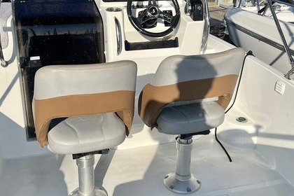 Rent your Beneteau Flyer 6 Sundeck in Barcelona, Port Olímpic