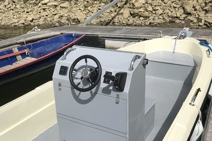 Bateau à fond plat Neptune 6m