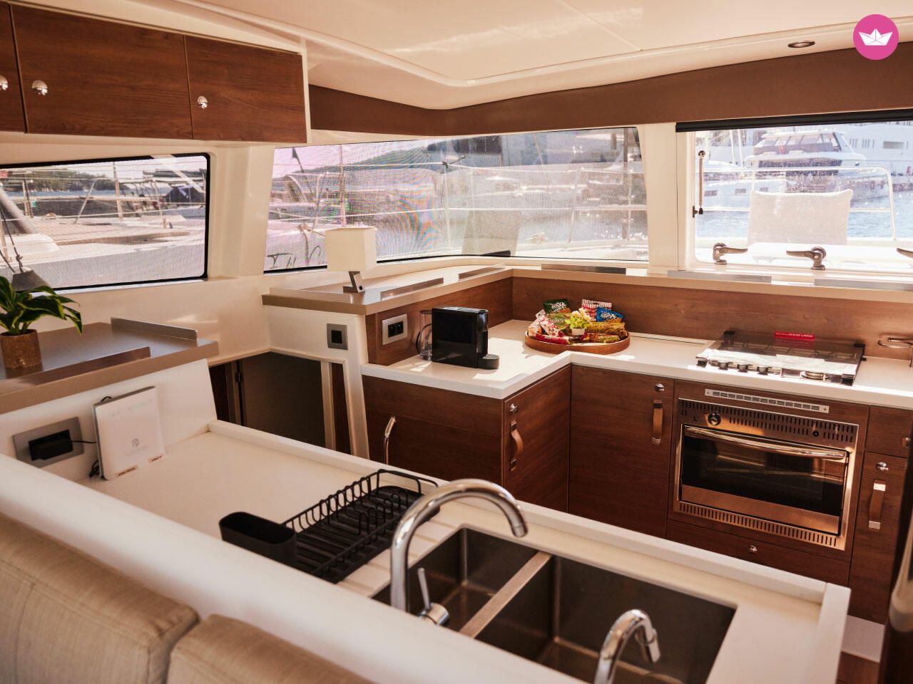 Catamaran Catana Group Bali 4.2 - 4 + 1 cab. 12m 5