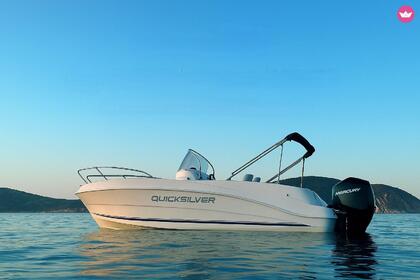 Rental Motorboat Quicksilver Sunshine Saint-Cyr-sur-Mer